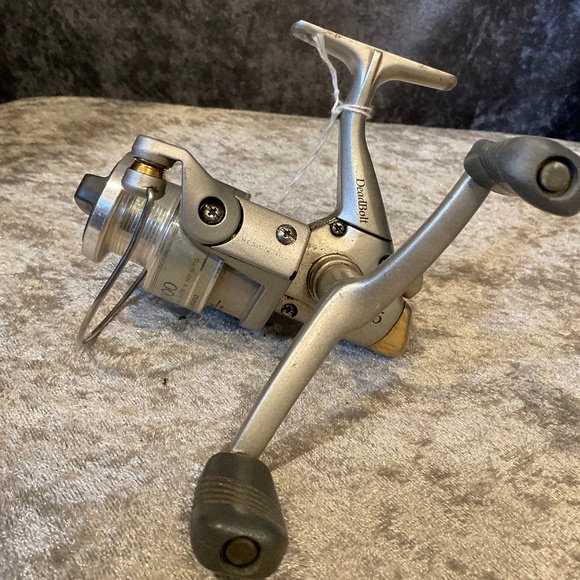 Vintage Pinnacle Deadbolt Spinning Fishing Reel - Picture 1 of 5